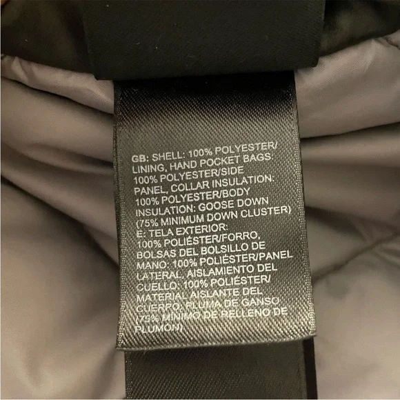 The North Face 550 Girl’s Puffer Jacket (Size M - 10/12) - Picture 11 of 12